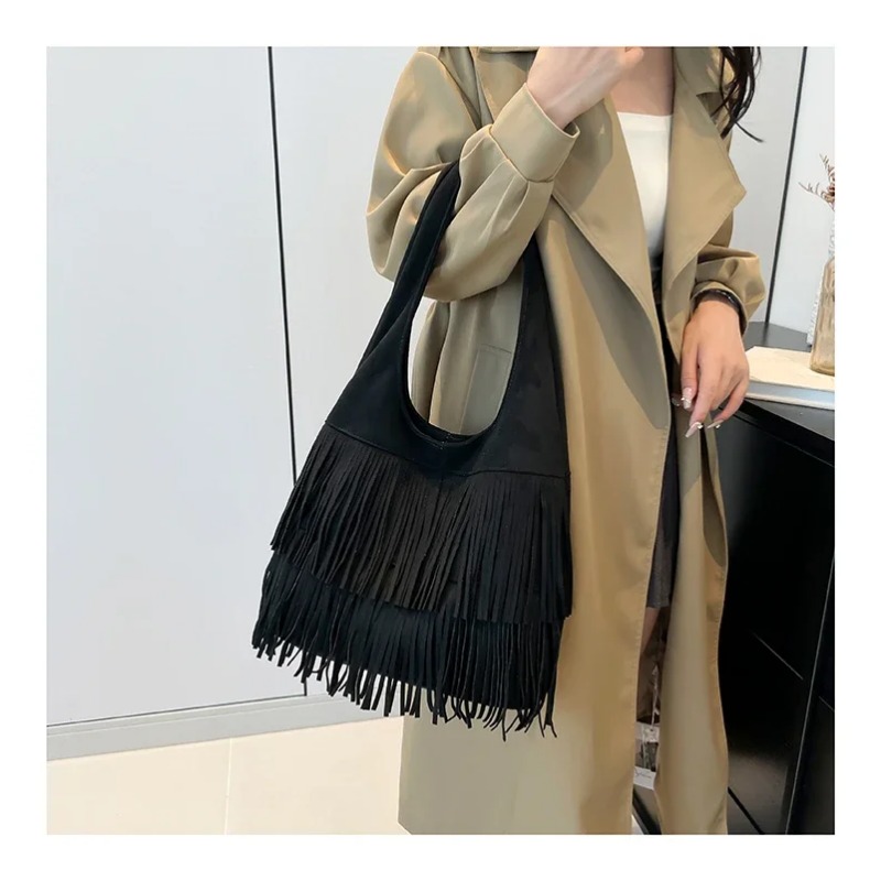 フェイクスエードタッセルショルダーバッグ大容量高級感レディー - Luxury Bags On Sales のレビューと価格