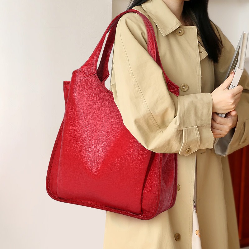 本革ショルダートートバッグ レディース フルグレインレザー  - Quiet Luxury Bags Tote のレビューと価格