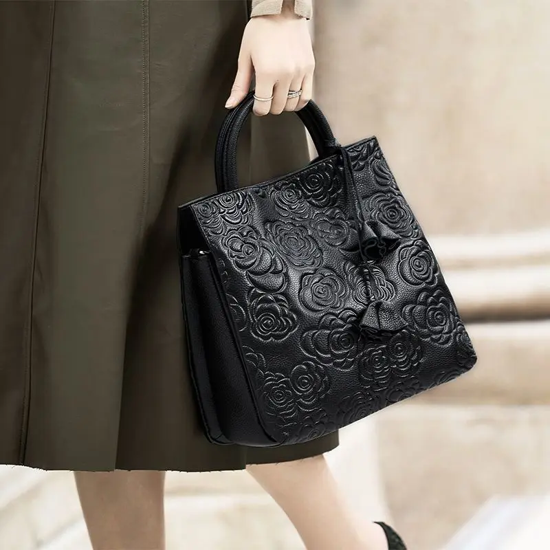 軽やかな高級感漂うエレガントなレトロ風レディース大容量花柄ハ - Luxury Bags That Are Vegan のレビューと価格