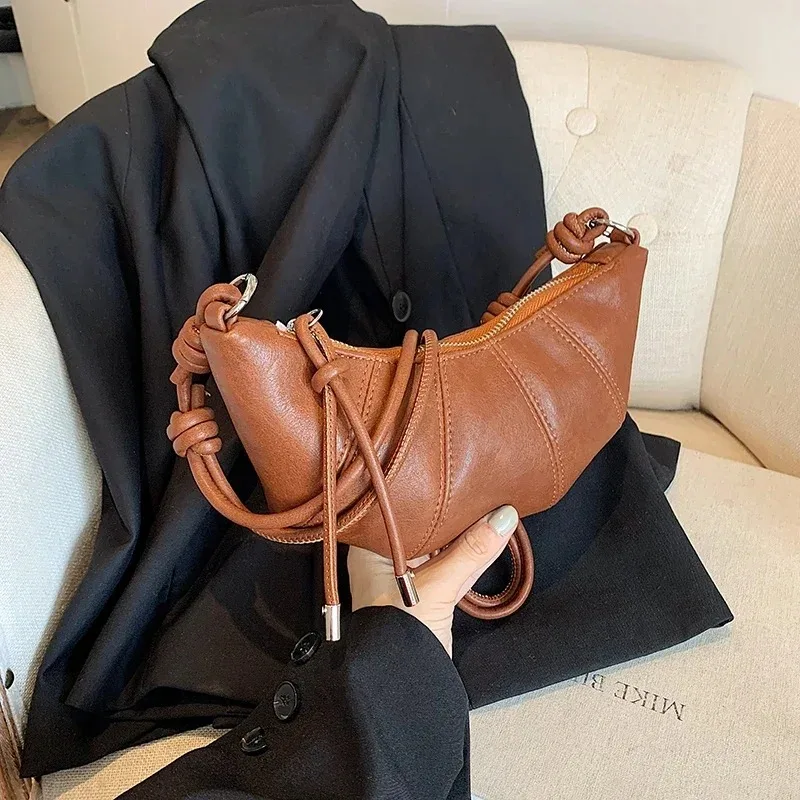 PUジッパーデザイナー高級餃子バッグ高品質ファッションレディ - Luxury Bags On Sales のレビューと価格