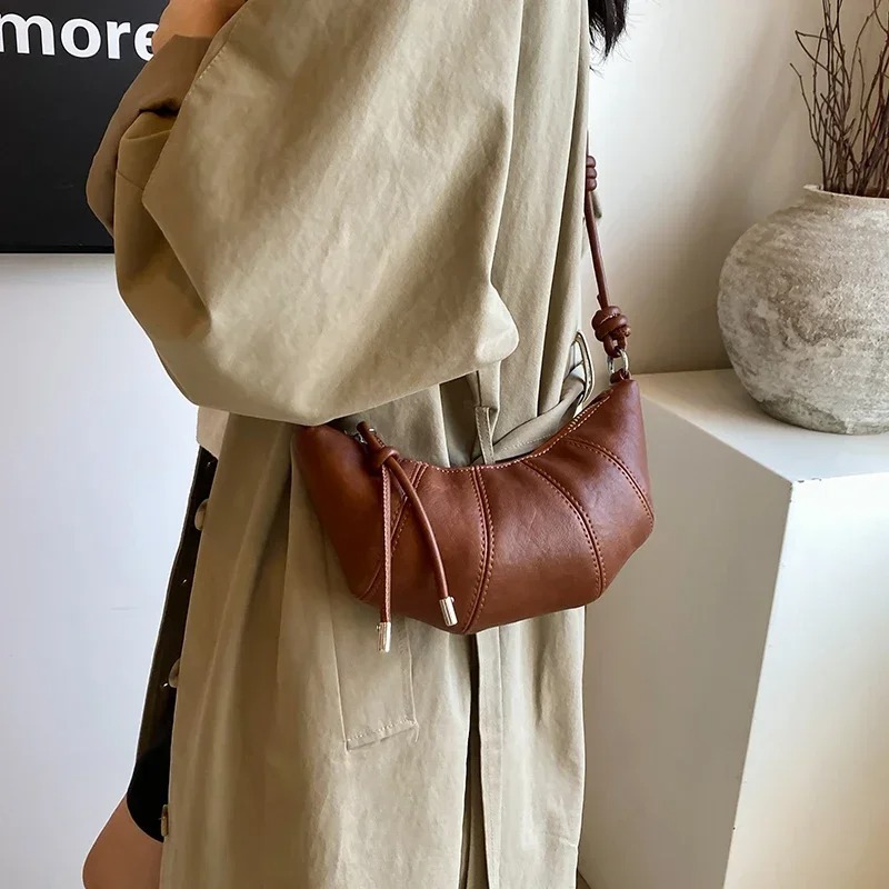 PUジッパーデザイナー高級餃子バッグ高品質ファッションレディ - Luxury Bags On Sales のレビューと価格