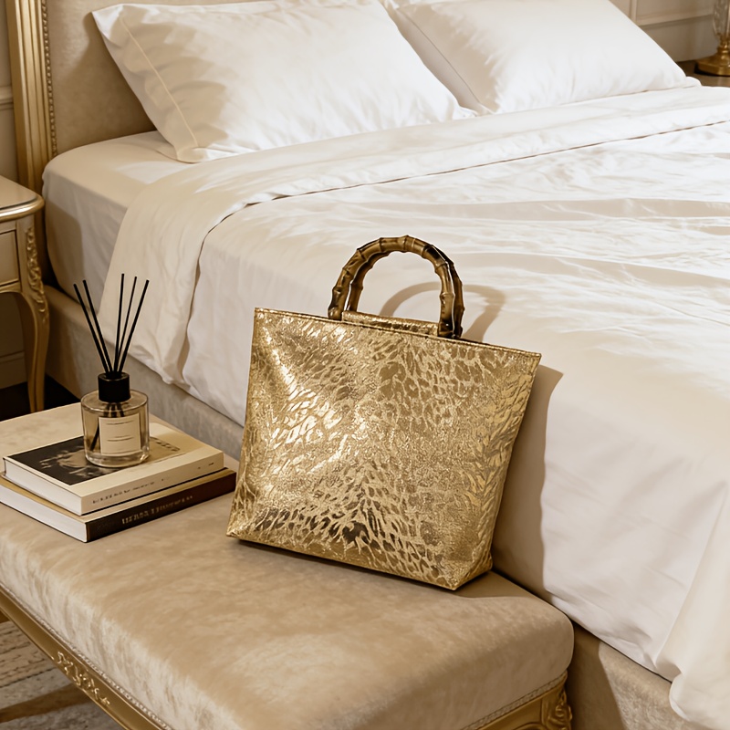 ライトラグジュアリーなメタリックゴールドジャカードリーフ柄ト - Luxury Bag Collection のレビューと価格