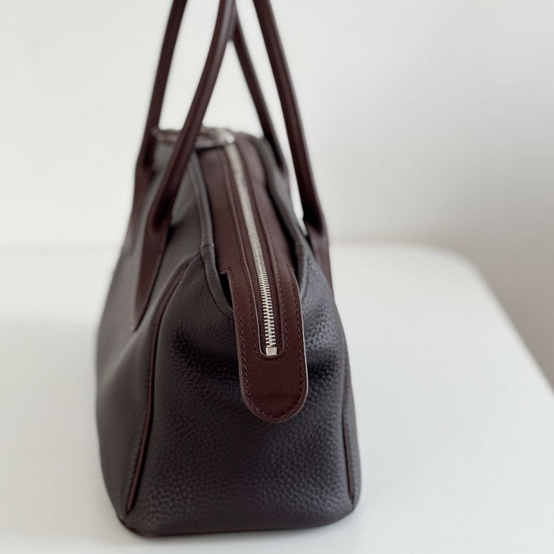 ニッチデザイン大容量牛革通勤用餃子型バッグ 2026年新作人 - Luxury Bags For Sale のレビューと価格
