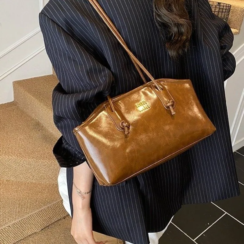 レガシーバッグ デザイナー マザーズバッグ 女性用 高級レザ - Luxury Bags Investment のレビューと価格