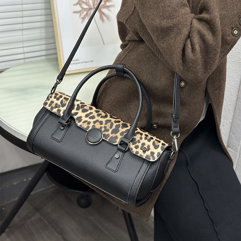 ヴィンテージヒョウ柄パッチワークバッグ女性高級グレインビーガ - Luxury Bags That Are Vegan のレビューと価格